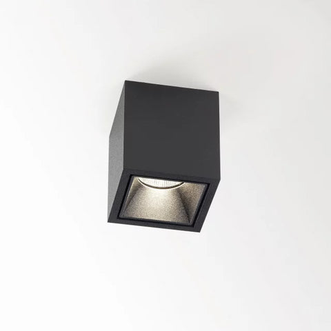 Deltalight Boxy | Downlight LED de techo cúbico o cilíndrico en superficie para interior y exterior