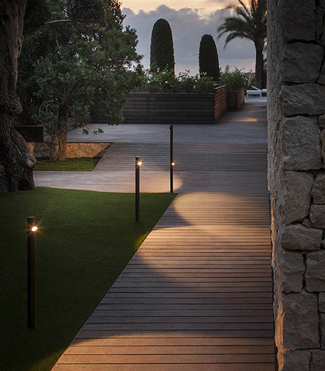 Vibia Bamboo | Luminaria de pared, pie y sobremesa para exterior