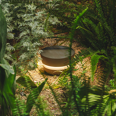 Vibia Dots Outdoor | Aplique de pared y lámpara de suelo para exterior