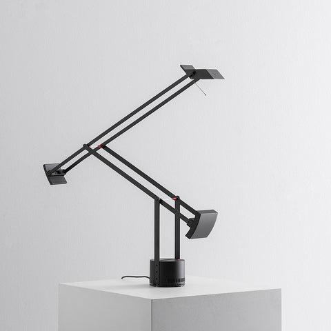 Artemide Tizio | Lámpara de mesa